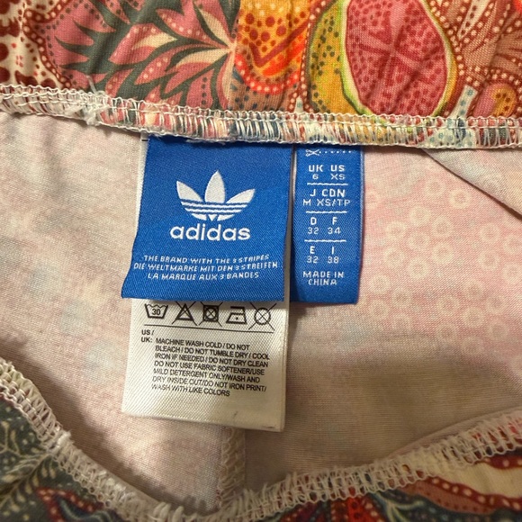 Adidas Originals x The Farm Company tropical/floral collection track suit - Picture 5 of 6